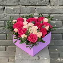 Цветочная композиция из Розы в коробке в Апастово