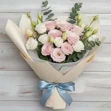 Букет цветов из:  Лизиантусы в Апастово