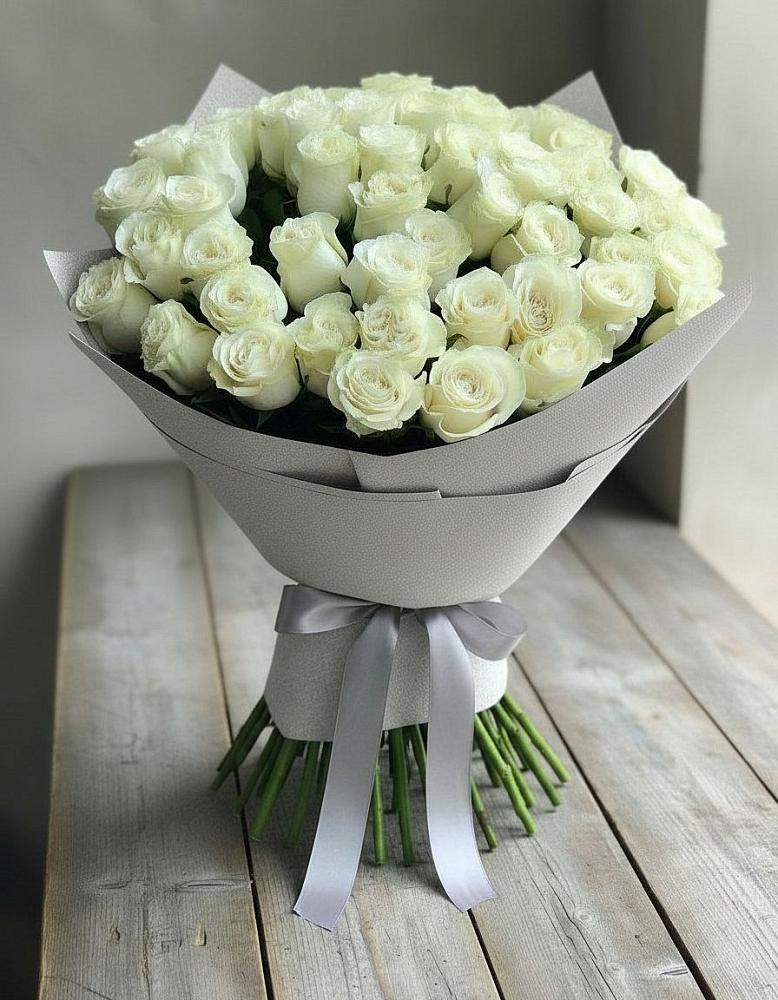 Букет 35 Белых роз в Апастово