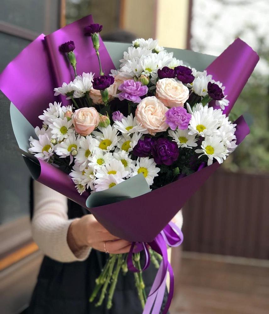 Букет цветов из: Хризантемы, Гвоздики и Розы в Апастово
