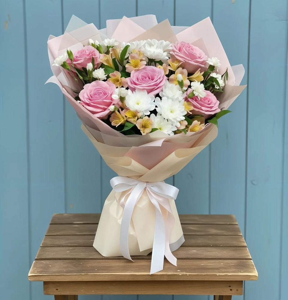 Букет цветов из: Гвоздики, Орхидеи и Розы в Апастово